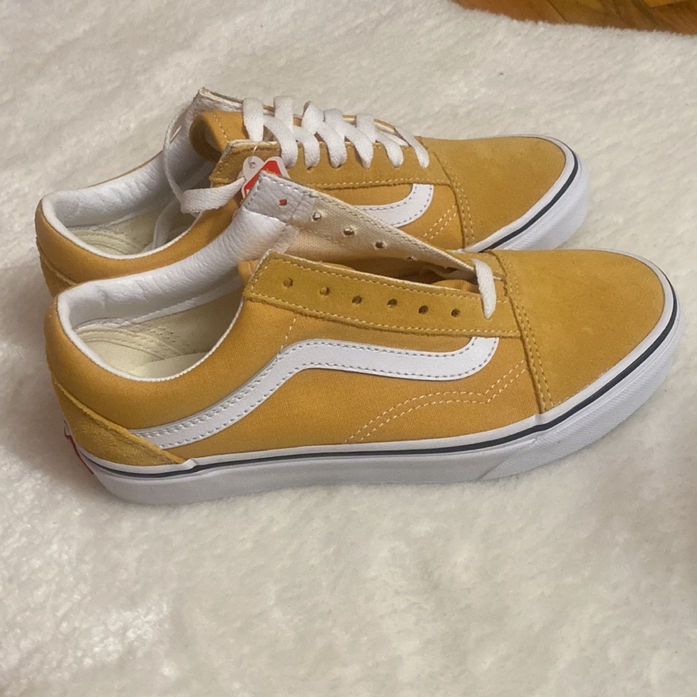 VANS Ochre Mustard Skate Sneakers NWT - Picture 3 of 6